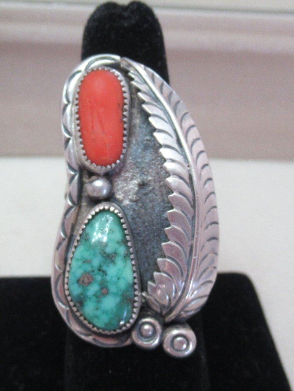 Vintage LARGE Native American Navajo Sterling Silver Turquoise Coral Ring 6.75